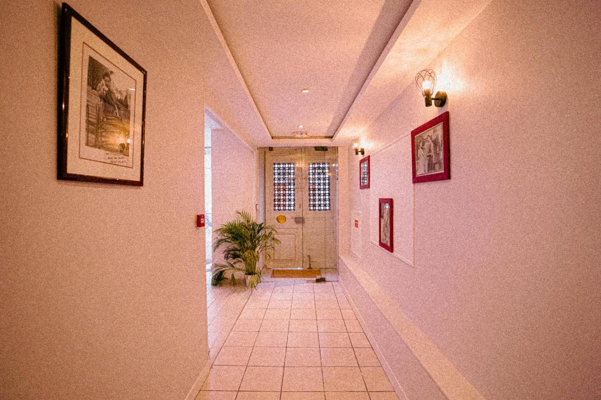 Hotel Royal De France Paris 10 Dış mekan fotoğraf